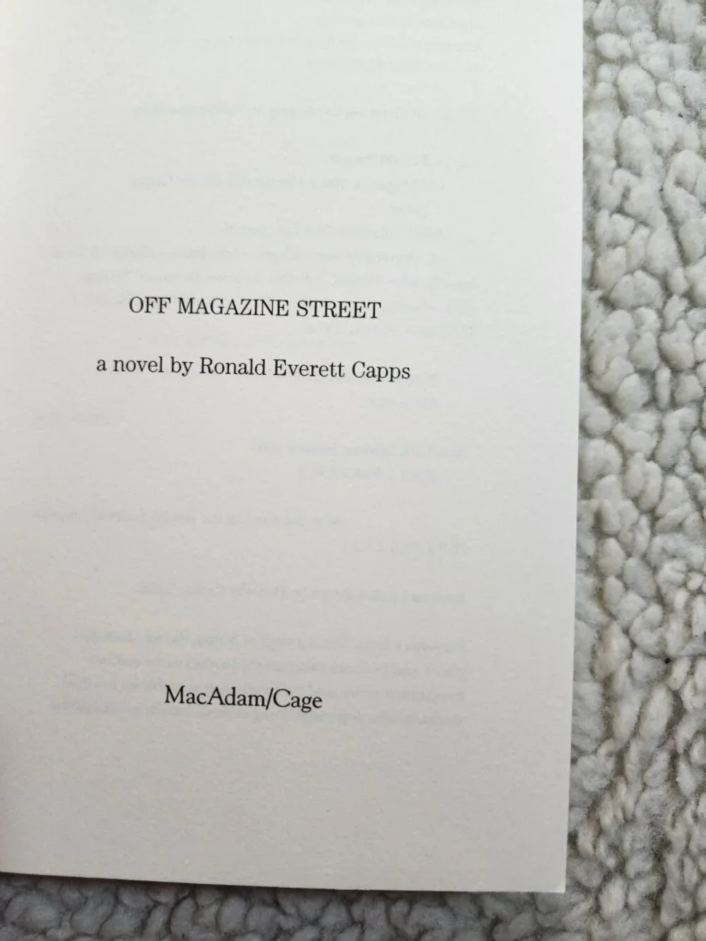 Off Magazine Street Ronald Everett Capps Paperback 2005 MacAdam/Cage - Picture 3 of 11